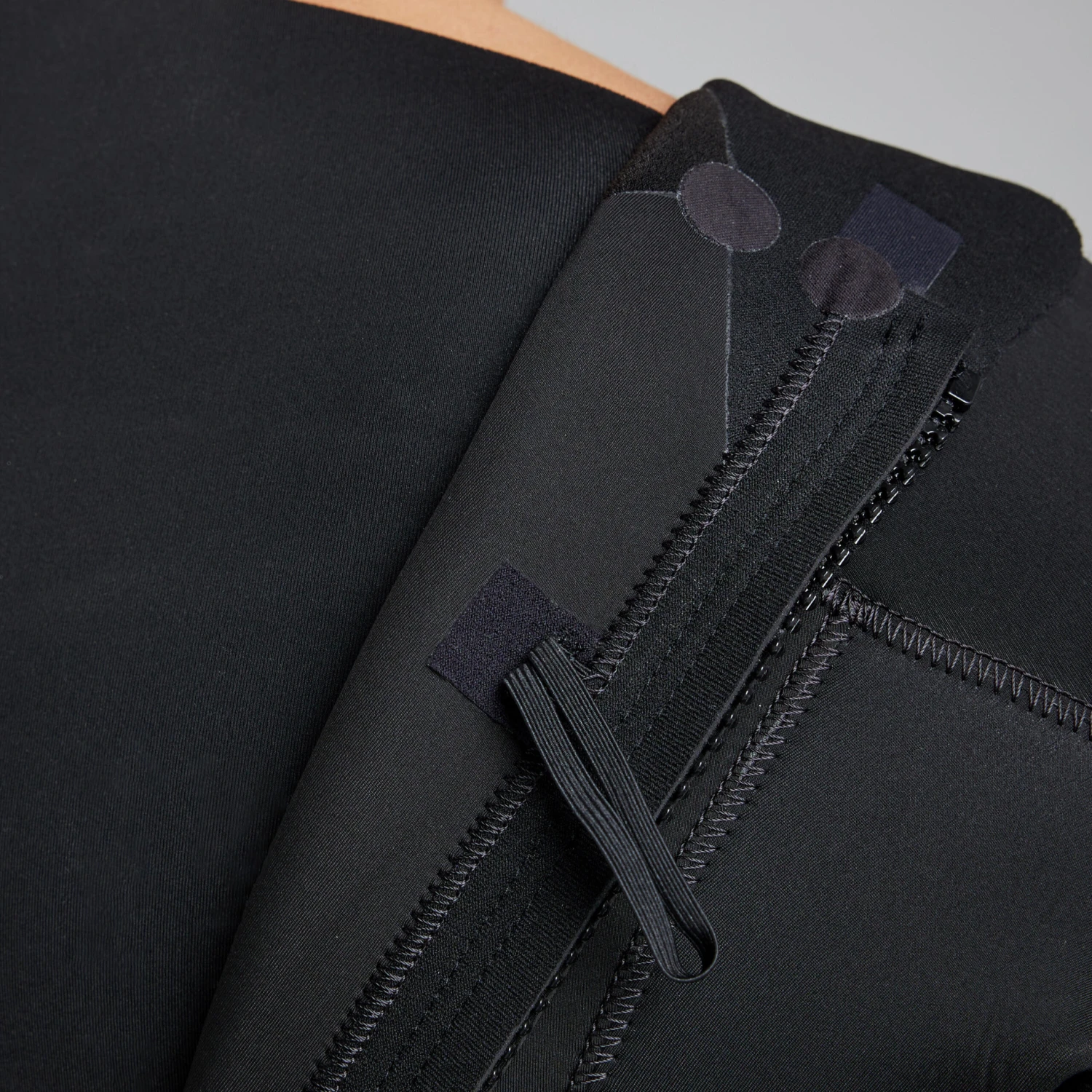 Men's 4/3 Mm Neoprene SURF 500 Wetsuit Black 13 Men's 4/3 Mm Neoprene SURF 500 Wetsuit Black - Image 13